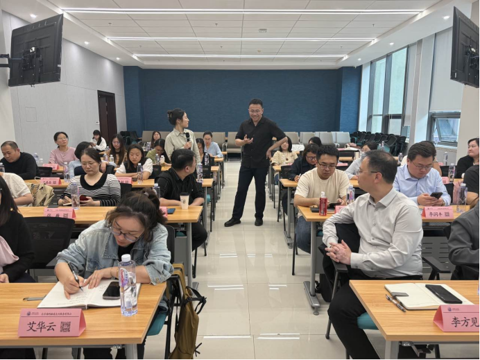 2025标杆企业参访之旅——走进中国联通成功举办2.png